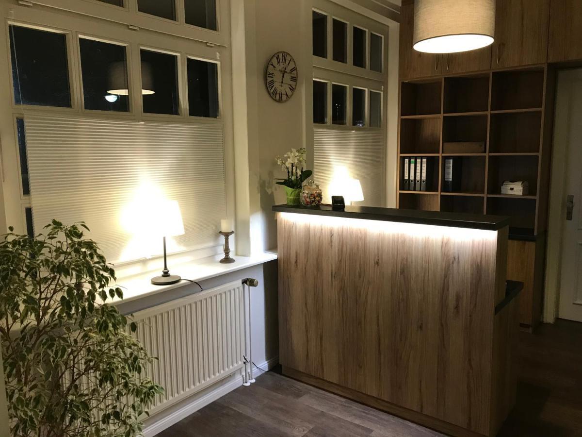 Hotel Und Restaurant Landhaus Veranstaltungshaus Hohenwestedt Extérieur photo