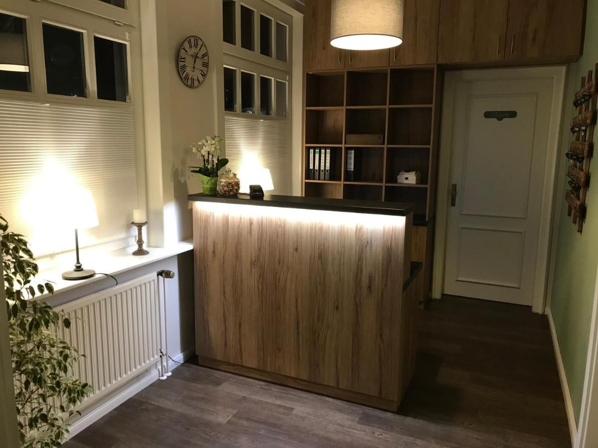 Hotel Und Restaurant Landhaus Veranstaltungshaus Hohenwestedt Extérieur photo